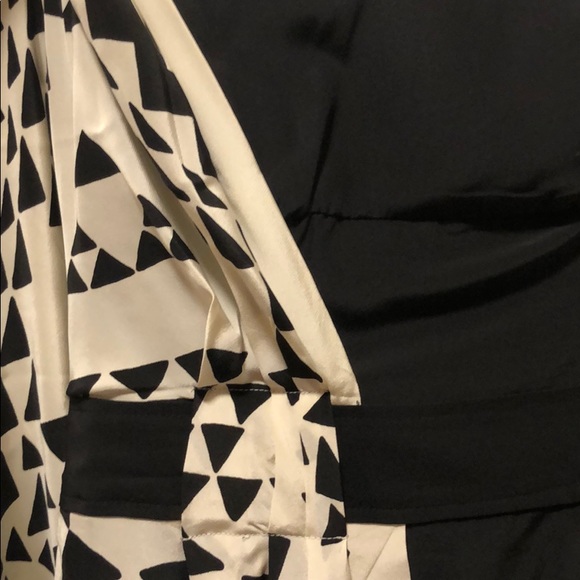 Bcbg black and whit dress - Picture 3 of 6